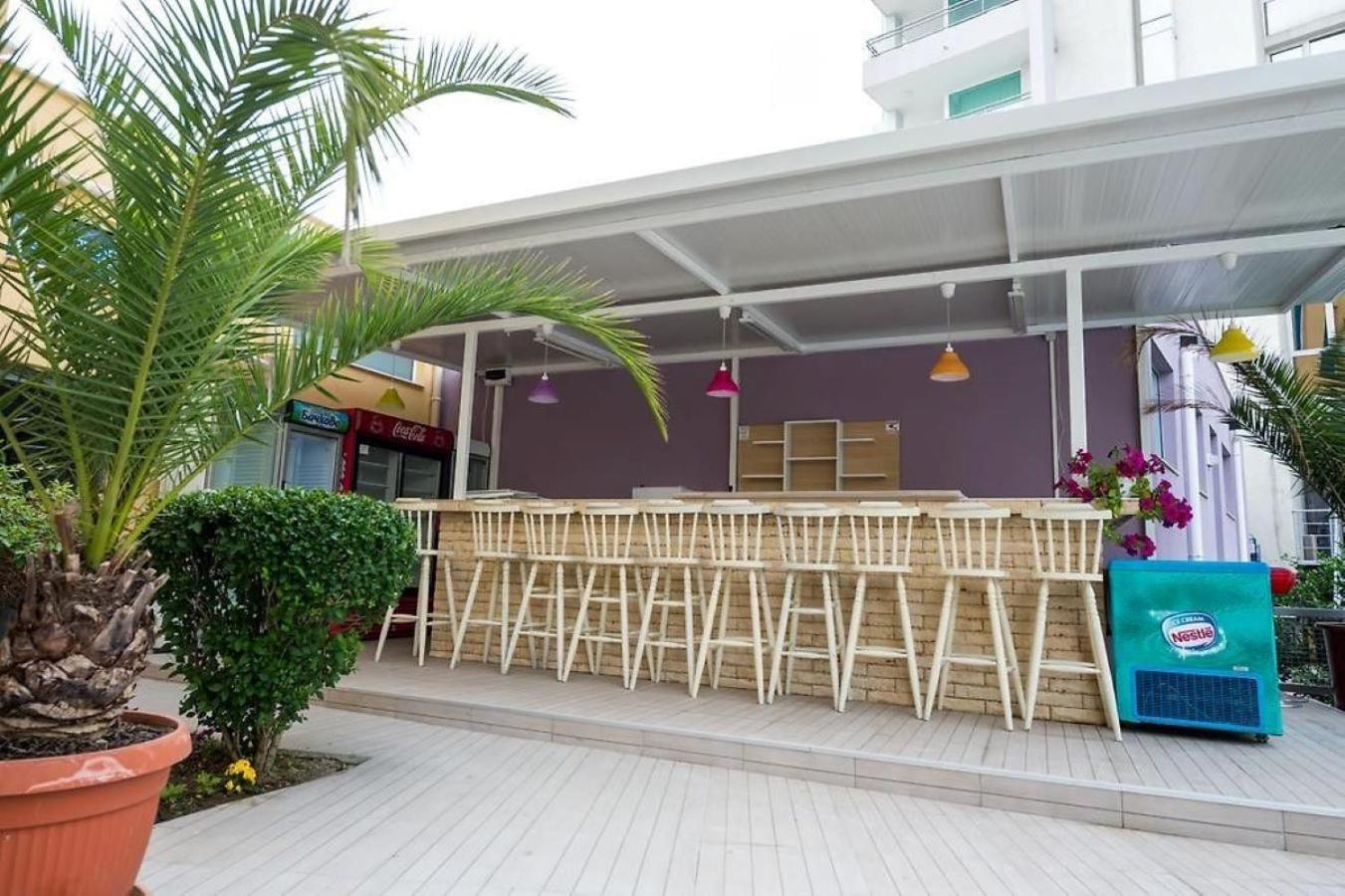 Family Hotel Gallery Sunny Beach Exterior foto